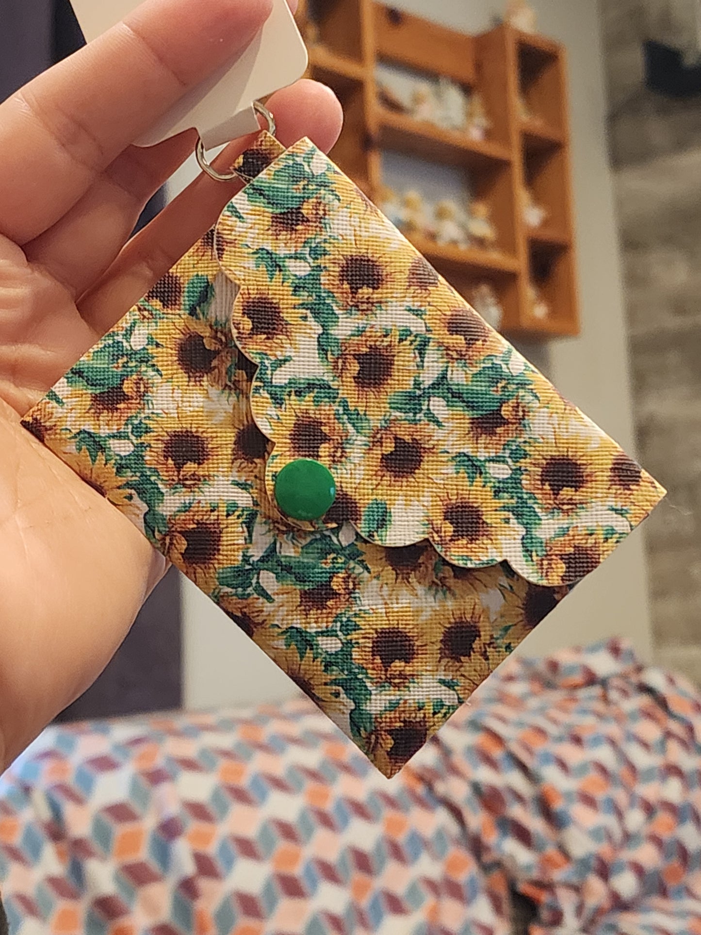 Card/coin wallet keychain
